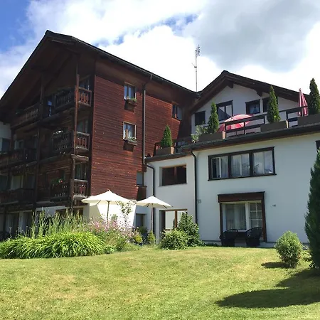 Bellaval Hotel 3*