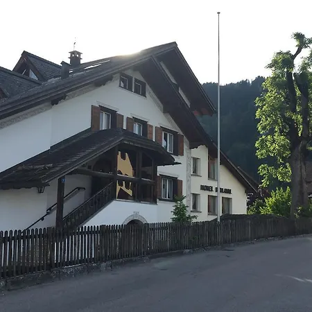 Bellaval Hotell 3*